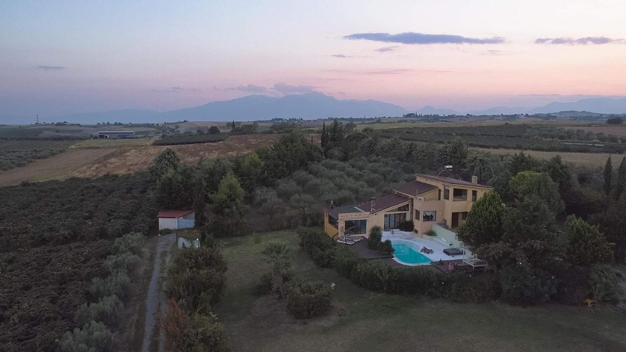 Villa Hacienda Private Pool And Jacuzzi Paralia Katerinis Exterior photo